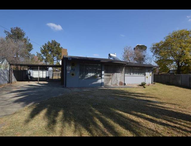 4 BEDROOM HOUSE FOR SALE IN SASOLBURG EXT 12